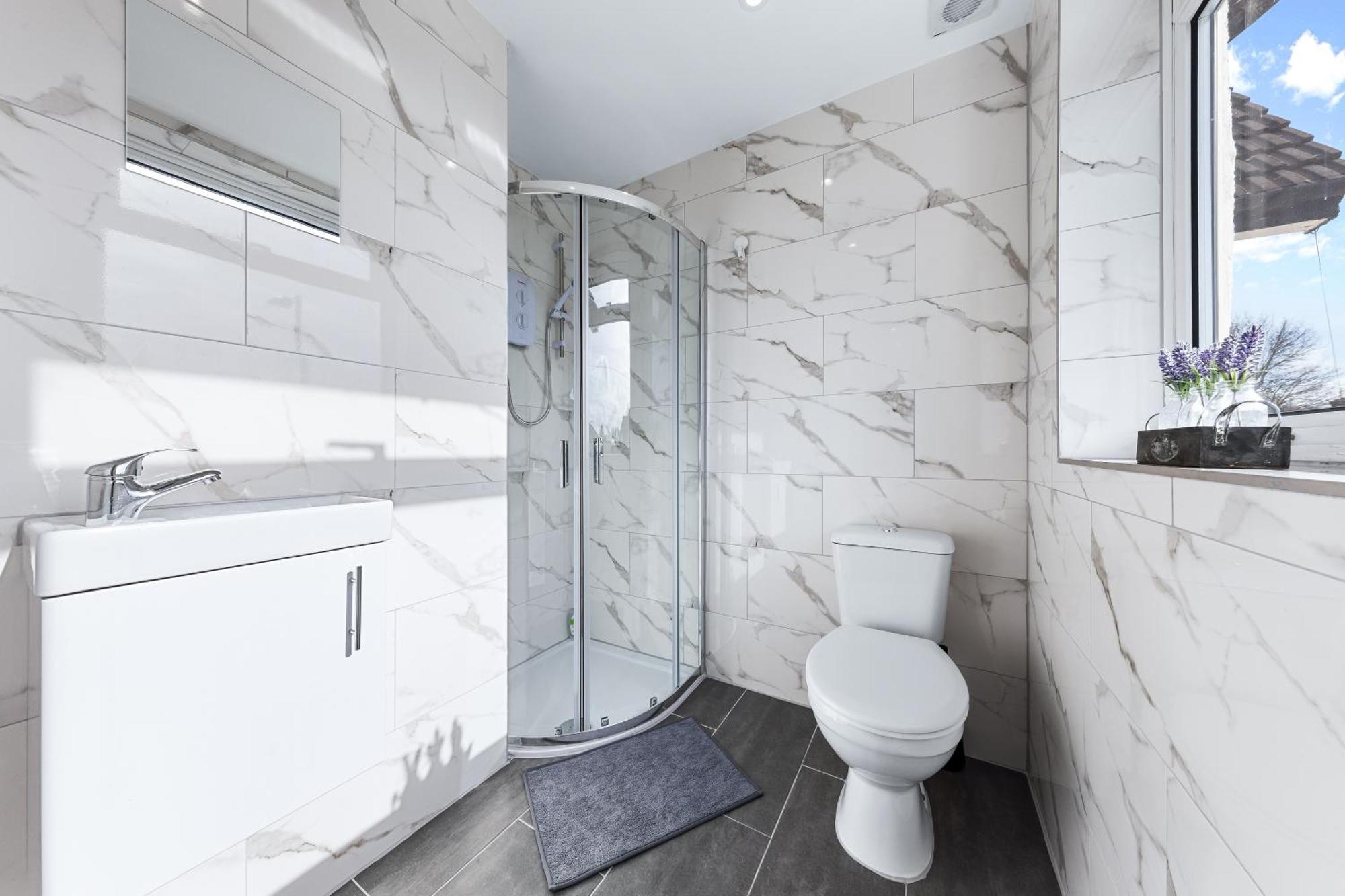 Serviced Ensuite Modern Studio - Sleeps 2 - Near Wembley Stadium - Good Transport Link To Central London - Harrow Ha3 Hatch End Luaran gambar